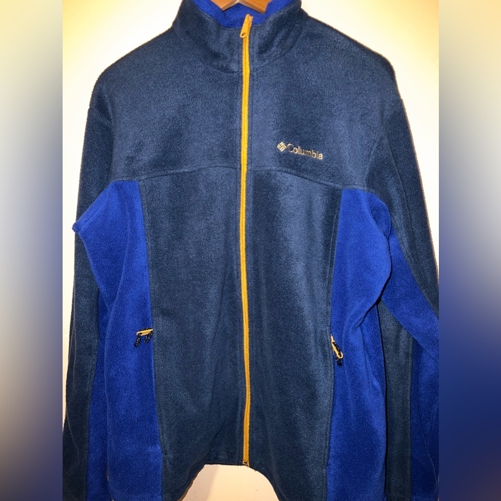Colorblock Columbia zip fleece jacket size large